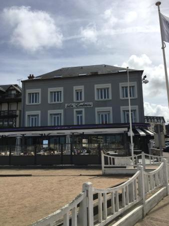 Hotel Les Embruns Trouville-sur-Mer Exteriér fotografie